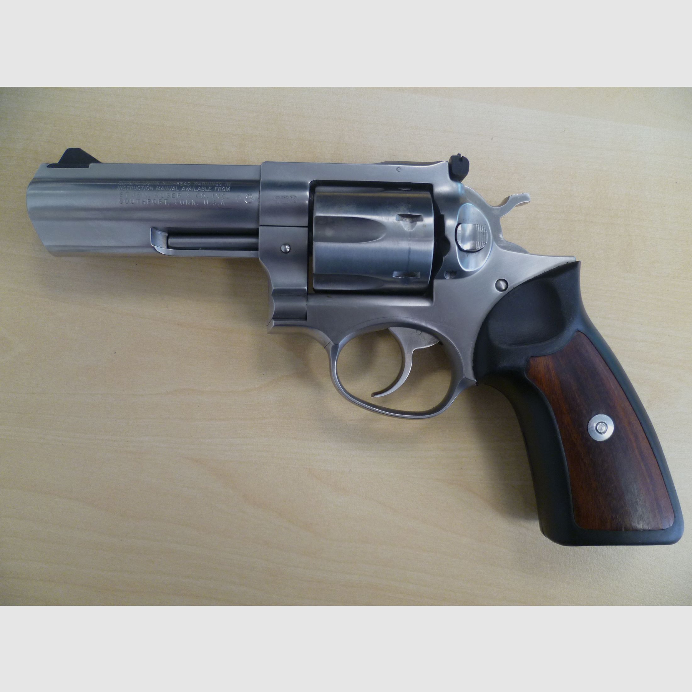Revolver Ruger GP100  -  .357 Magnum