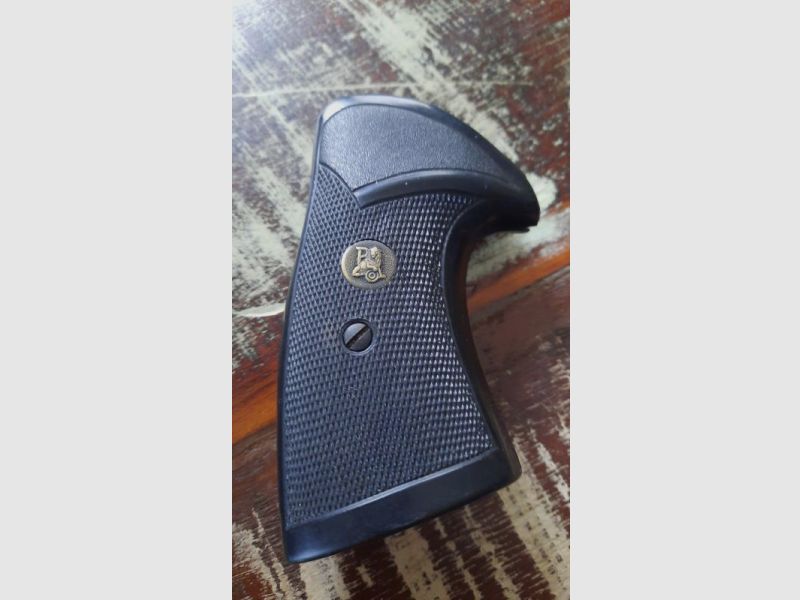 neuwertiger Pachmayr Griff für S&W Smith&Wesson K und L Rahmen