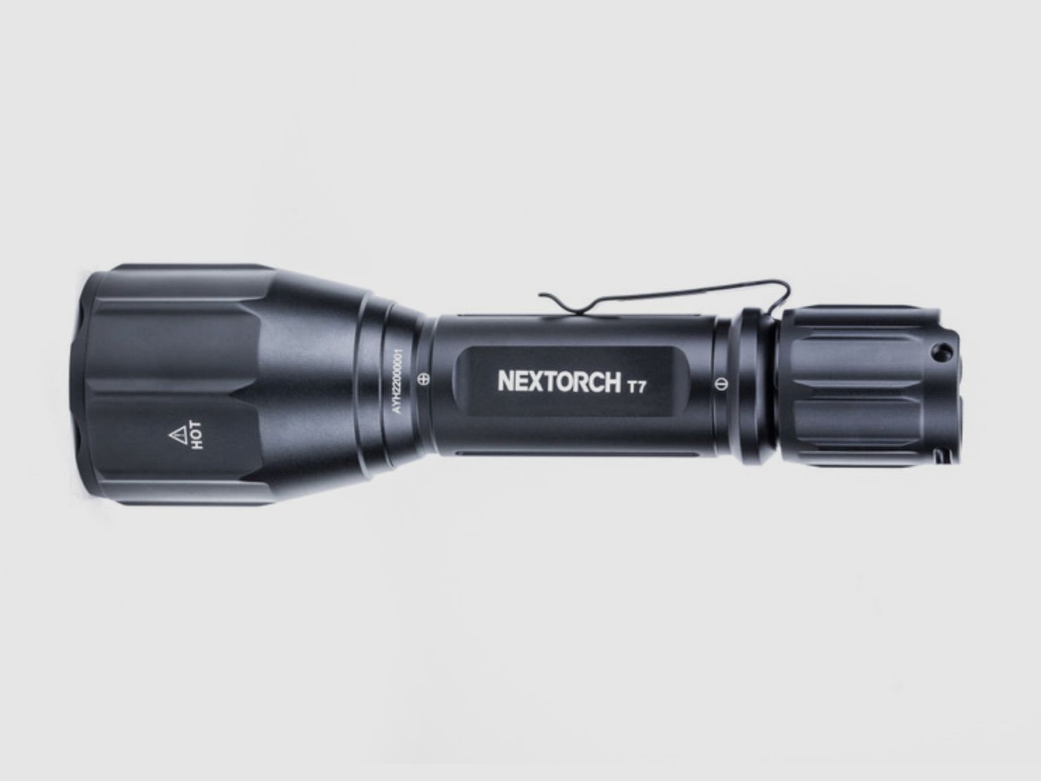 Nextorch Jagdlampe T7 mit 510 Metern Leuchtweite und jagdlichem Zubehör im Set