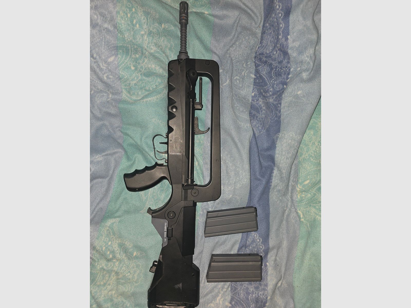 Airsoft Waffe Famas F1 elektrisch 