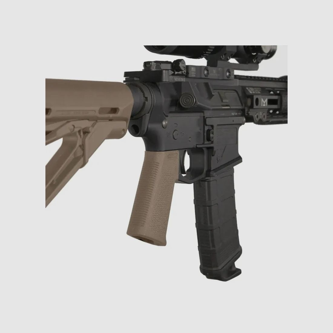 Empuñadura de pistola MAGPUL MOE-K® AR15/M4 MAG438 FDE, imagen 1 de 2