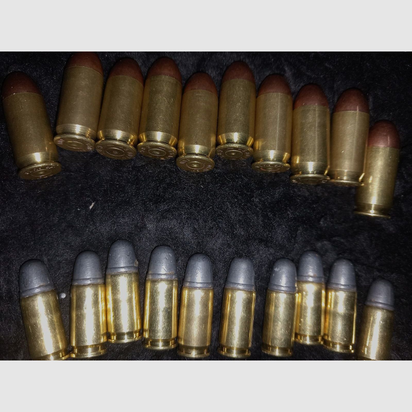 Dekopatronen 9mm Luger und .45 ACP