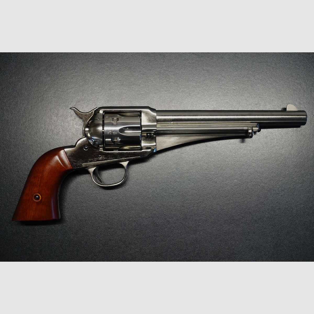 Uberti 1875 Army Outlaw nickelé, image 1 sur 5
