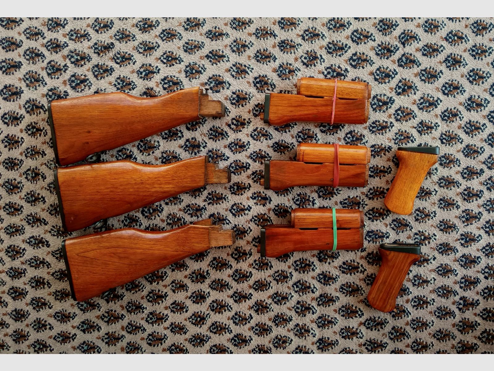 Preis VB Chinesische Type-56 Schaft-Sets aus "Chu-Wood" / Sino AK47  // Norinco SDM Polytech