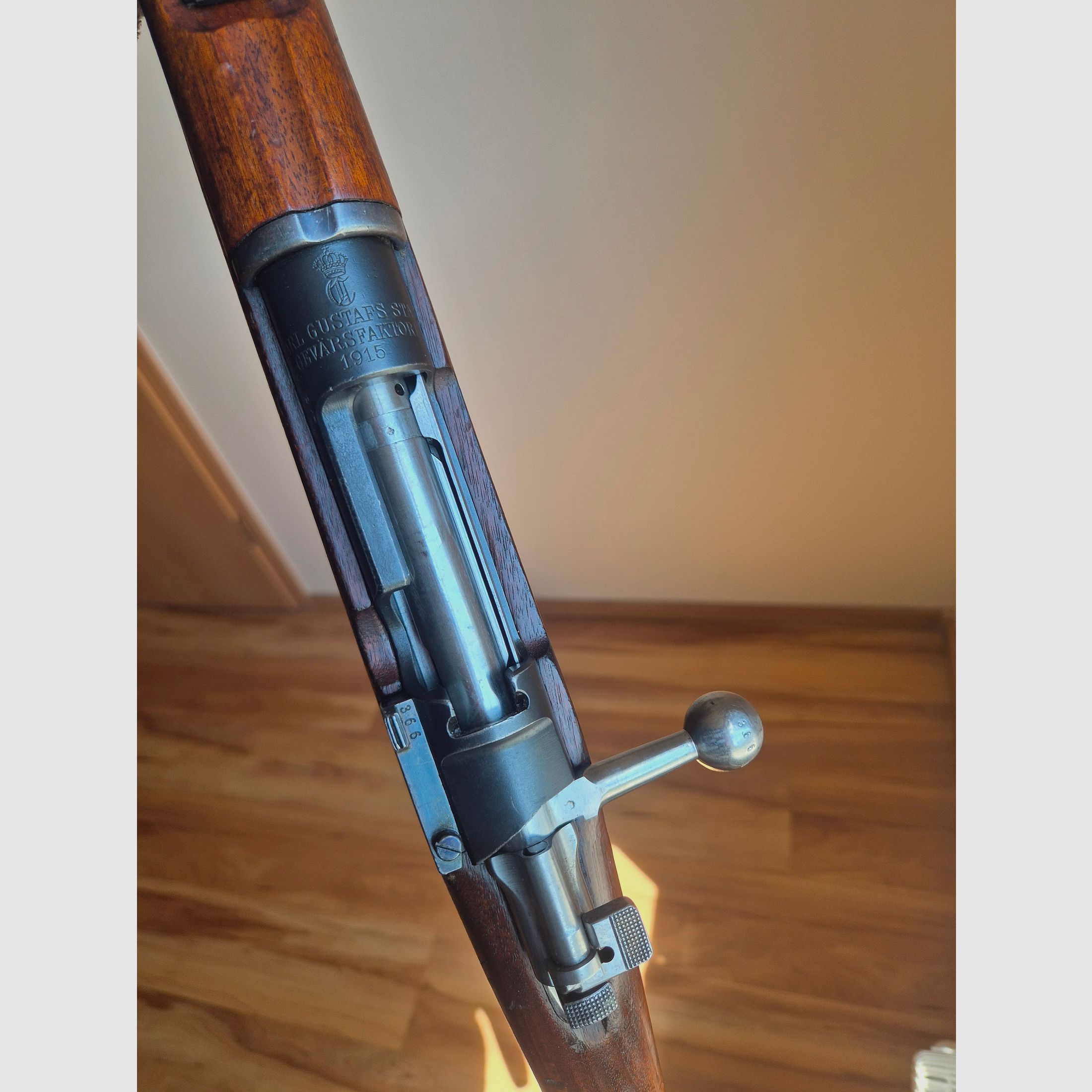 CARL GUSTAFS STADSGEVÄRSFAKTORI Rifle de repetición Schwedenmauser M96 Carl Gustafs 1915, calibre 6,5x55