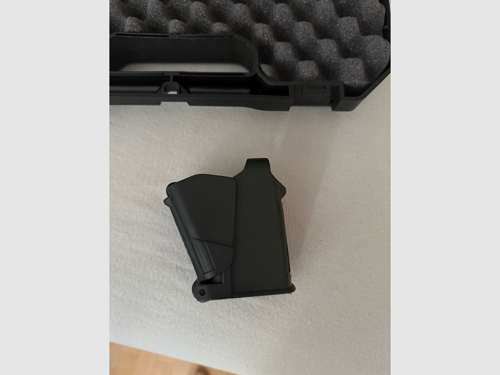 HS Produkt SF 19 3.8