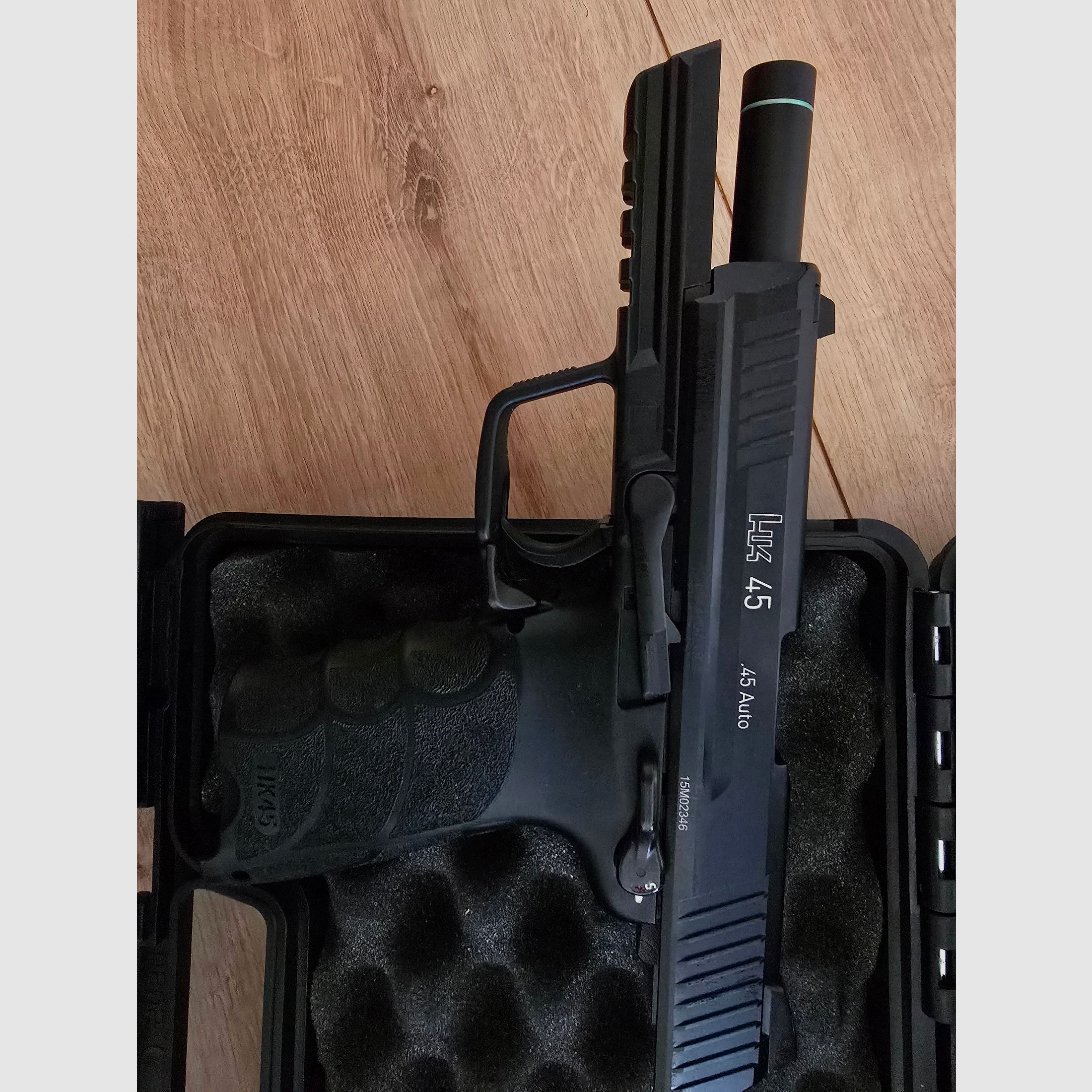 HK 45 Auto Airsoft Metallversion mit viel Zubehör