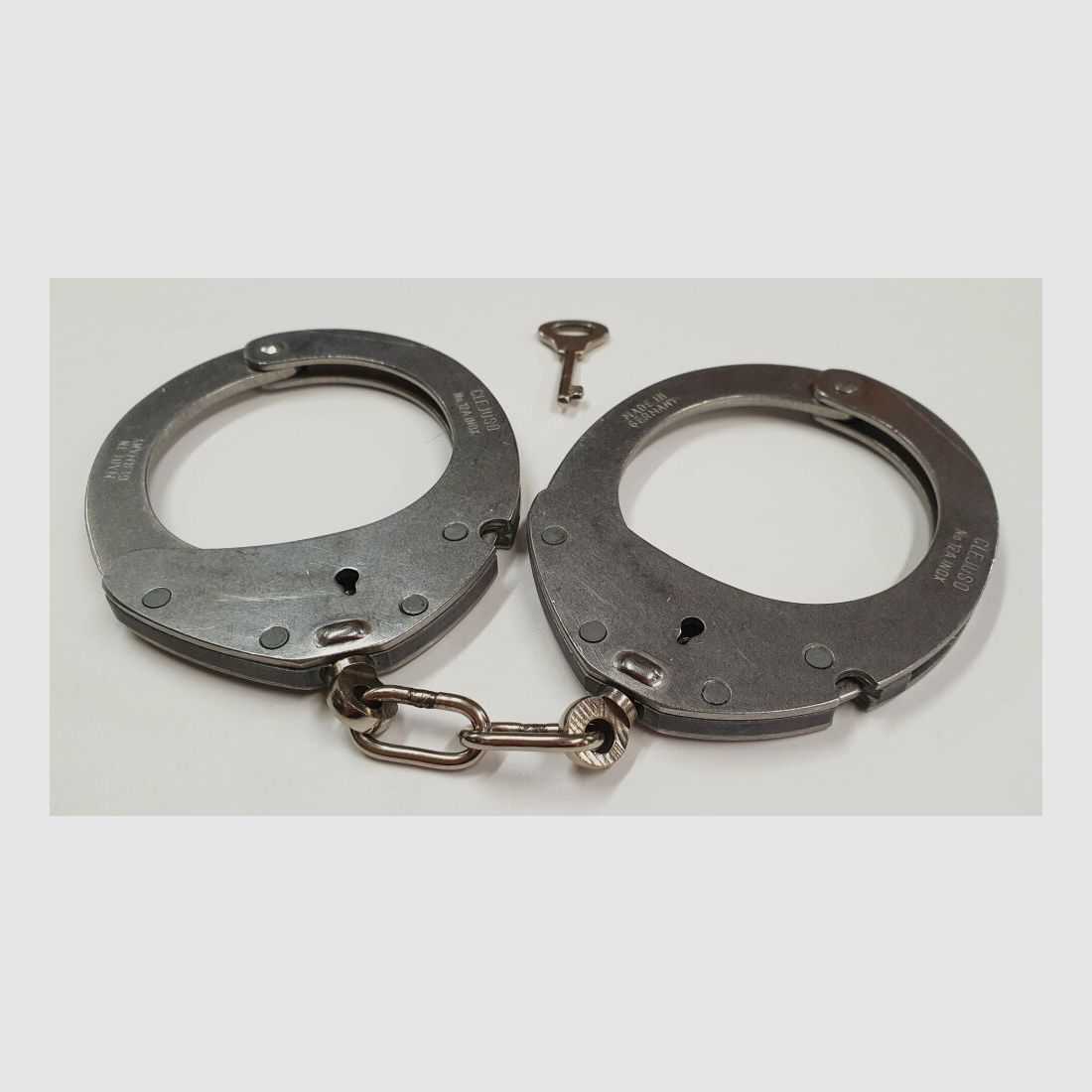 CLEJUSO Clemen & Jung e.K. Handcuff CLEJUSO No. 12 A INOX large, stainless steel handcuff, Made in Germany, used