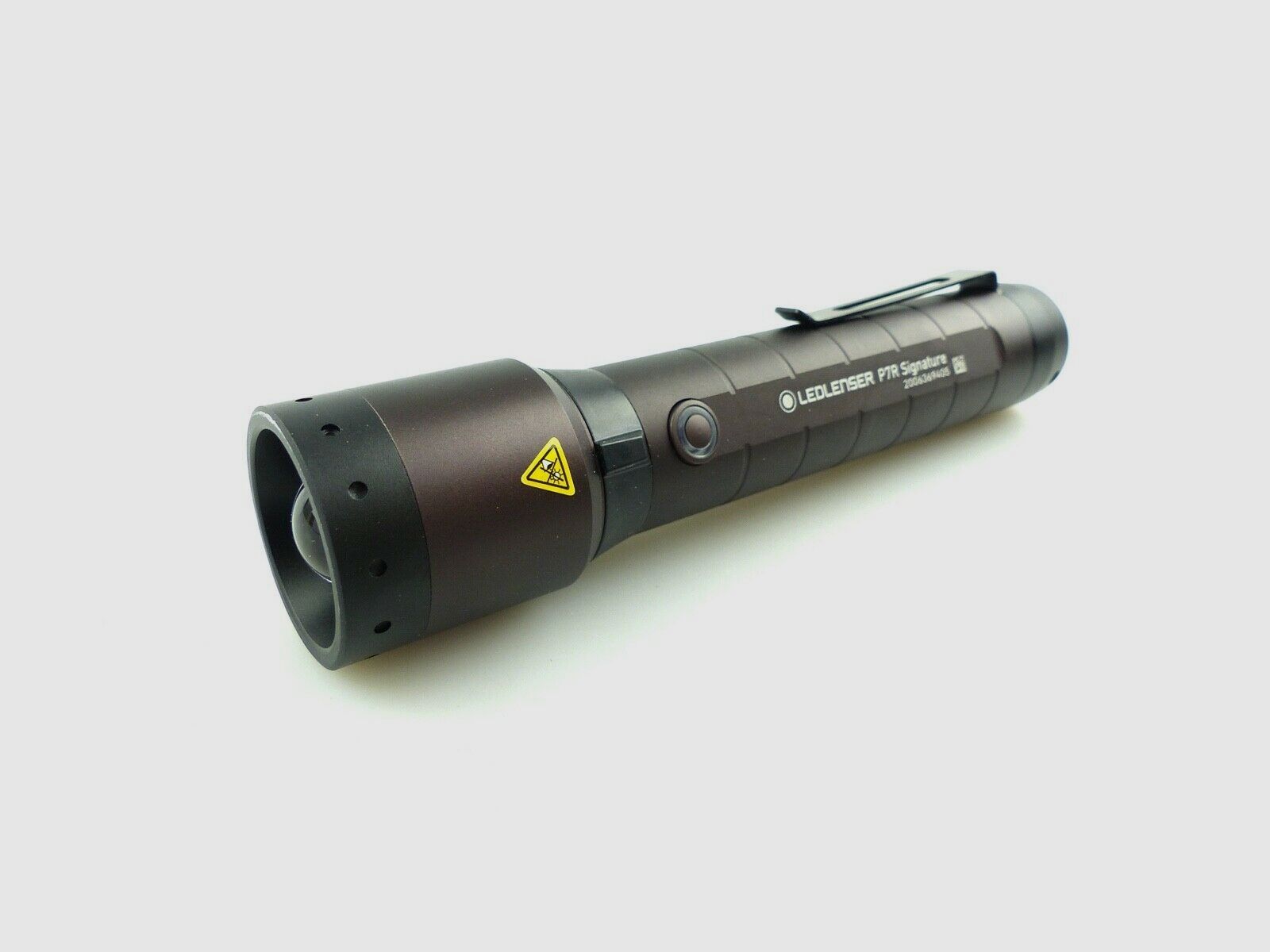 Ledlenser 502190 Torcia LED P7R Signature 2000 Lumen 330m di portata