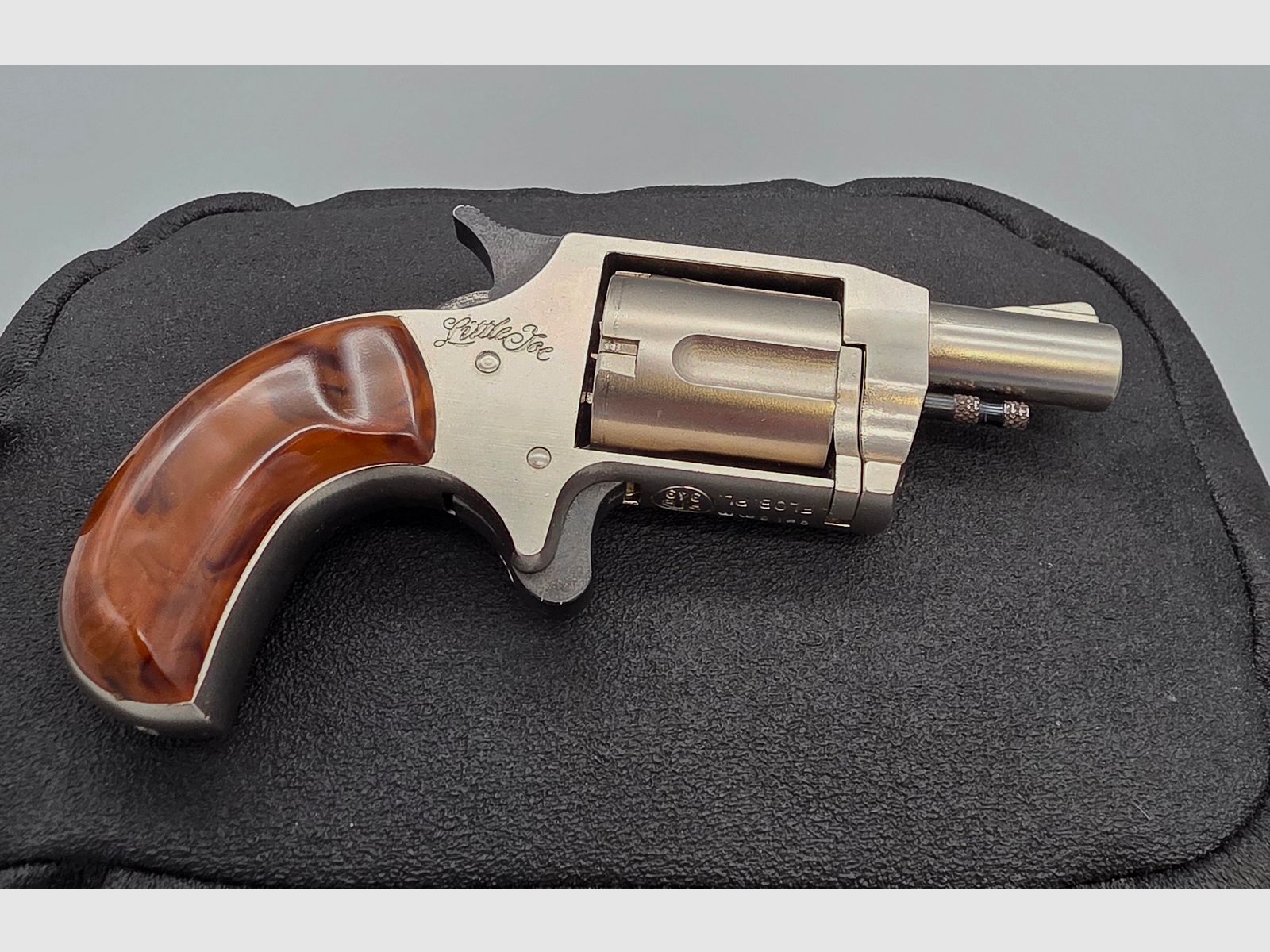 Röhm Little Joe met ceintuurgesp cal. 6mm Flobert in OVP PTB 349