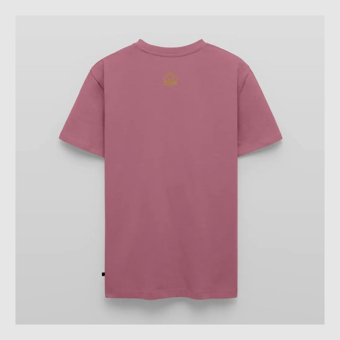 PUMA Men´s Premium T-Shirt "White Hunter Sharp & Strong"