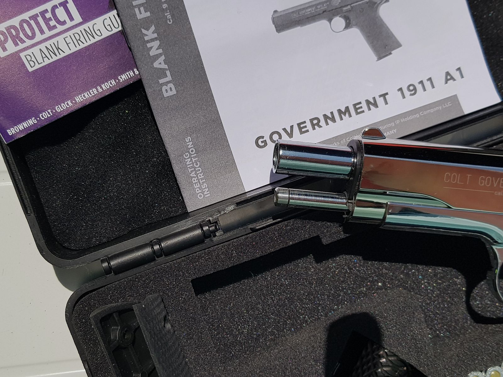 Colt 1911 Chrom, neu, unbeschossen, lange Federführung, Sammlerstück.