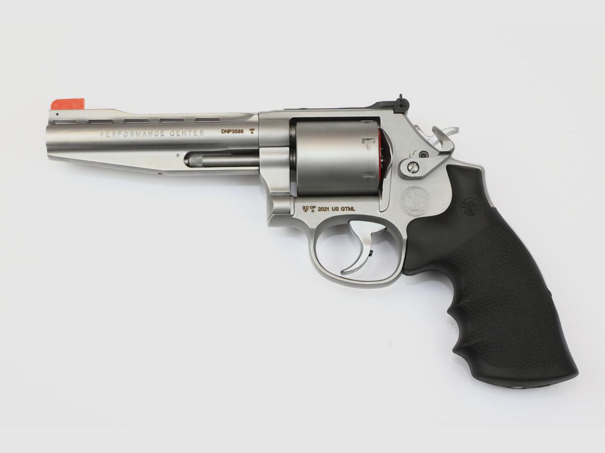 Smith & Wesson 686 Plus Performance Center 5″, Bild 2 von 5