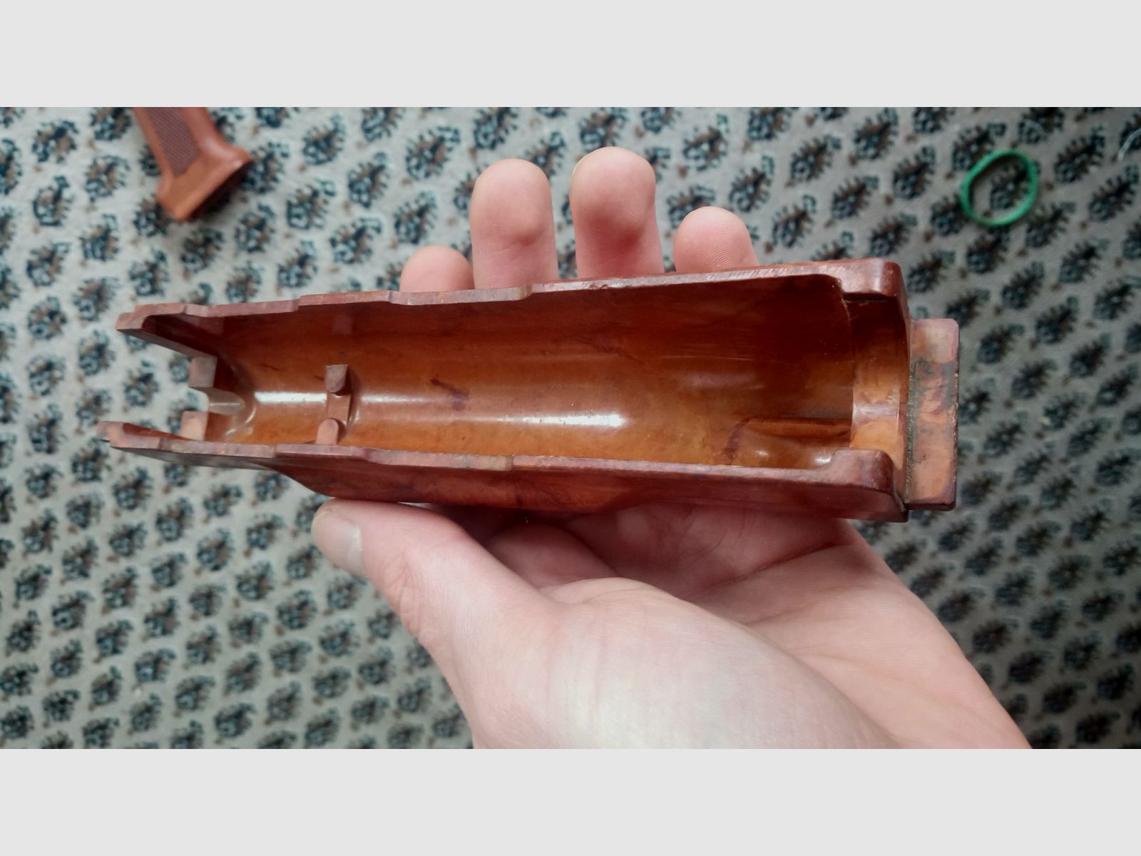 Shagadelic! Vintage Handguard Baby / onderste AK74 Tantal Bakelit handbescherming en grip / Optioneel bovenste DDR kunststof AKM of Izhmash AK-74M handbescherming