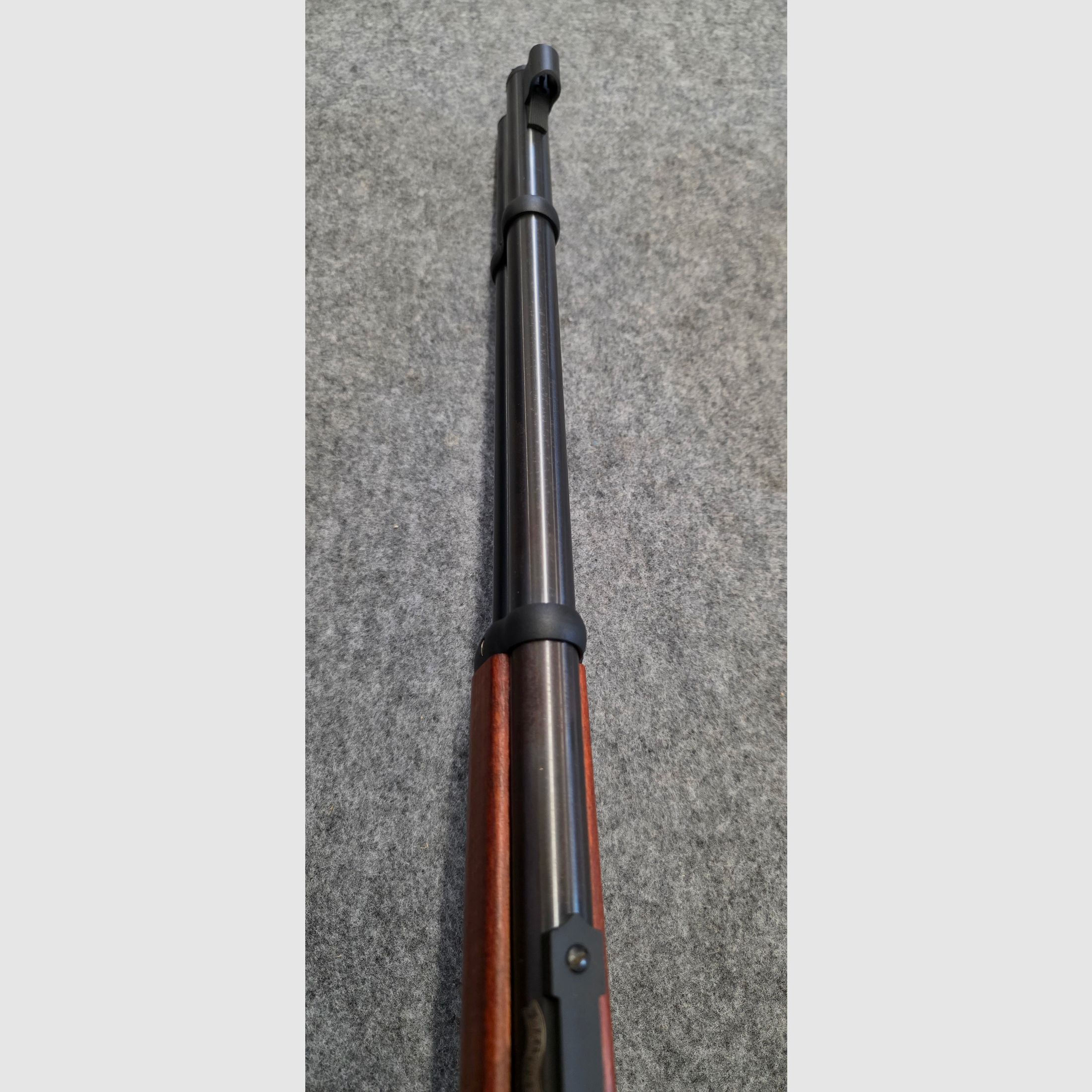 Beautiful Walther Lever Action Long Co2 Rifle Western in Cal. 4.5mm with 8-shot drum