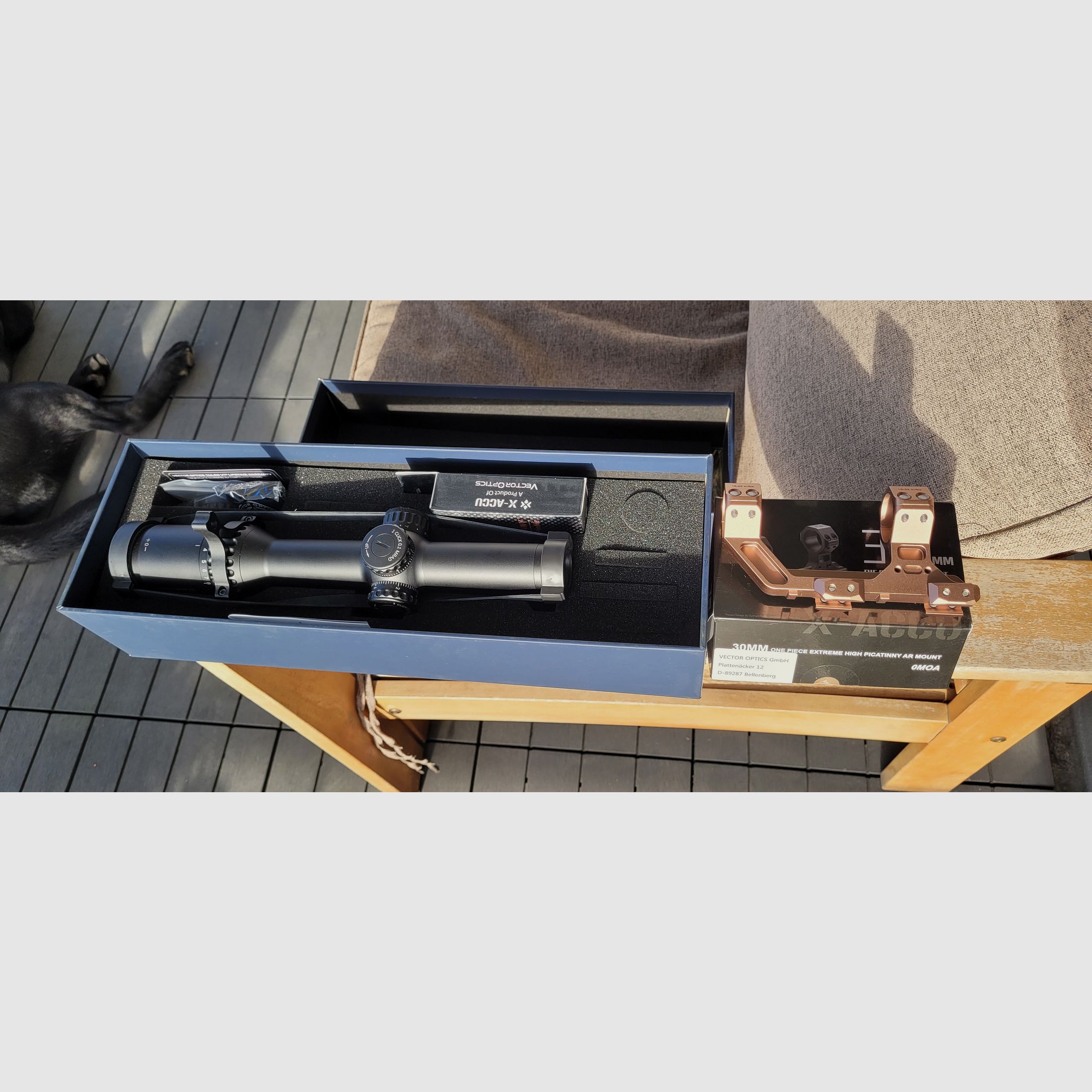 Vector Optics SCOC-T37 Continental x8 1-8x24 ED Tactical