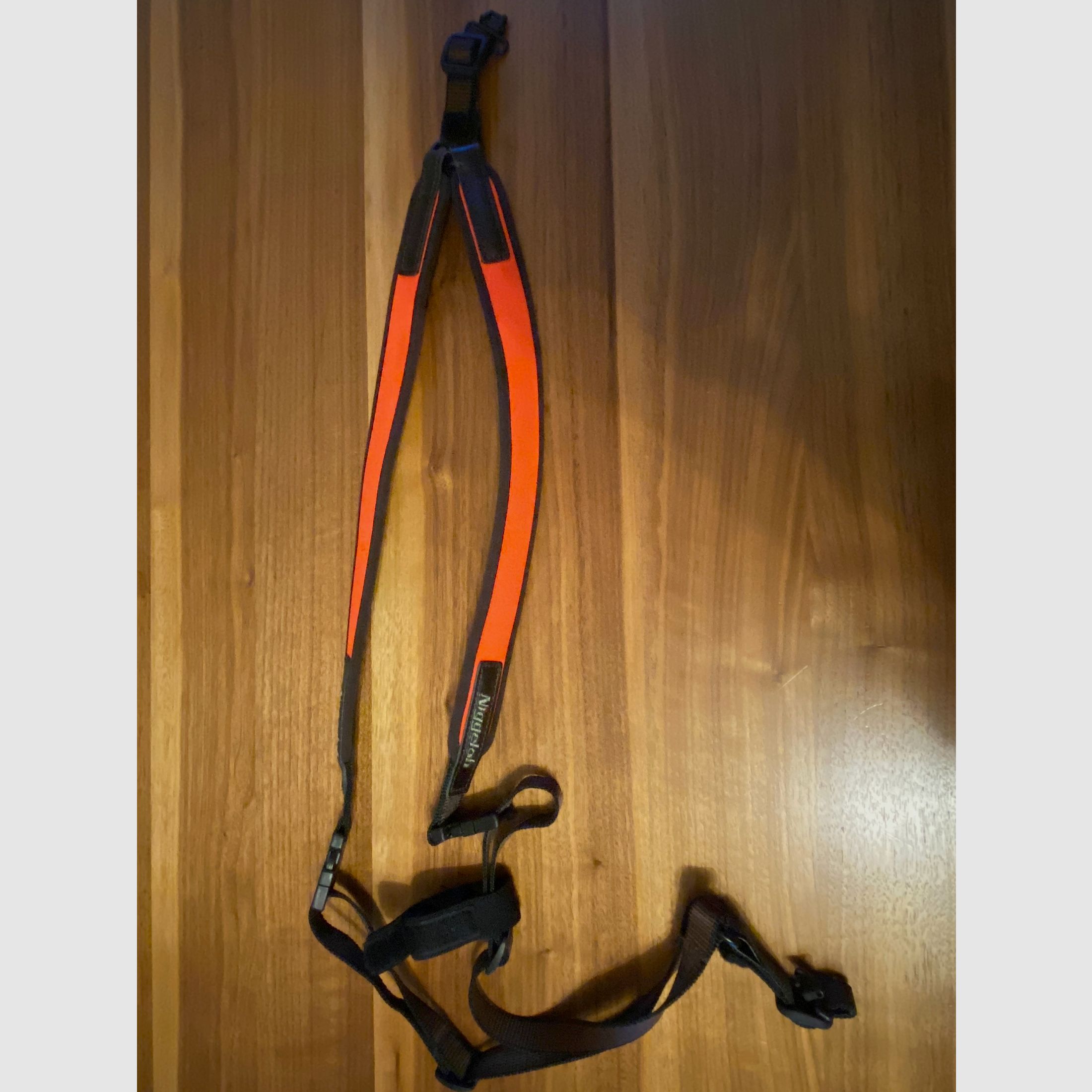 Rucksack - Gewehrriemen von Niggeloh in signalorange