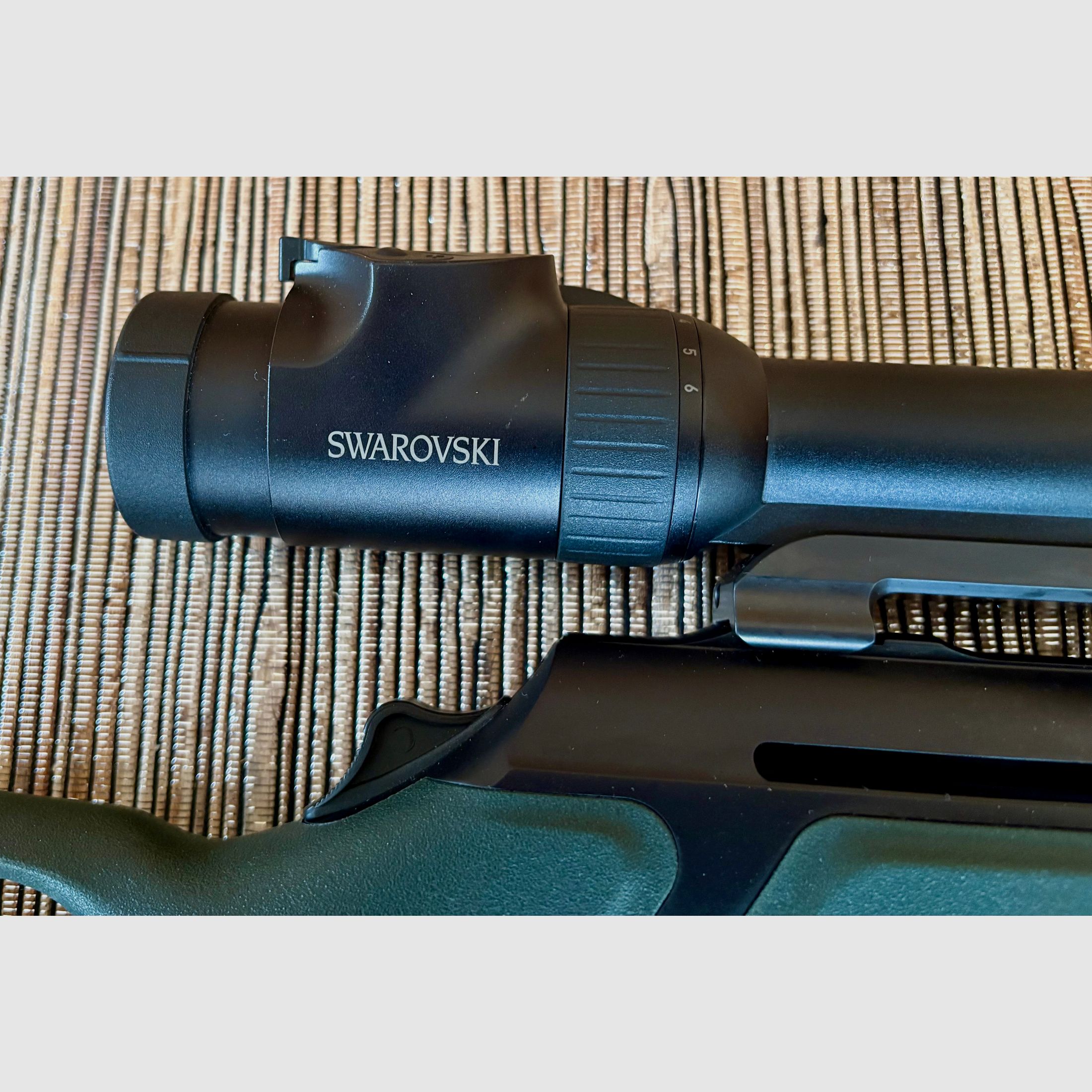 Sauer Syncro XT 303 con Swarovski Z6i 1-6 x 24 EE