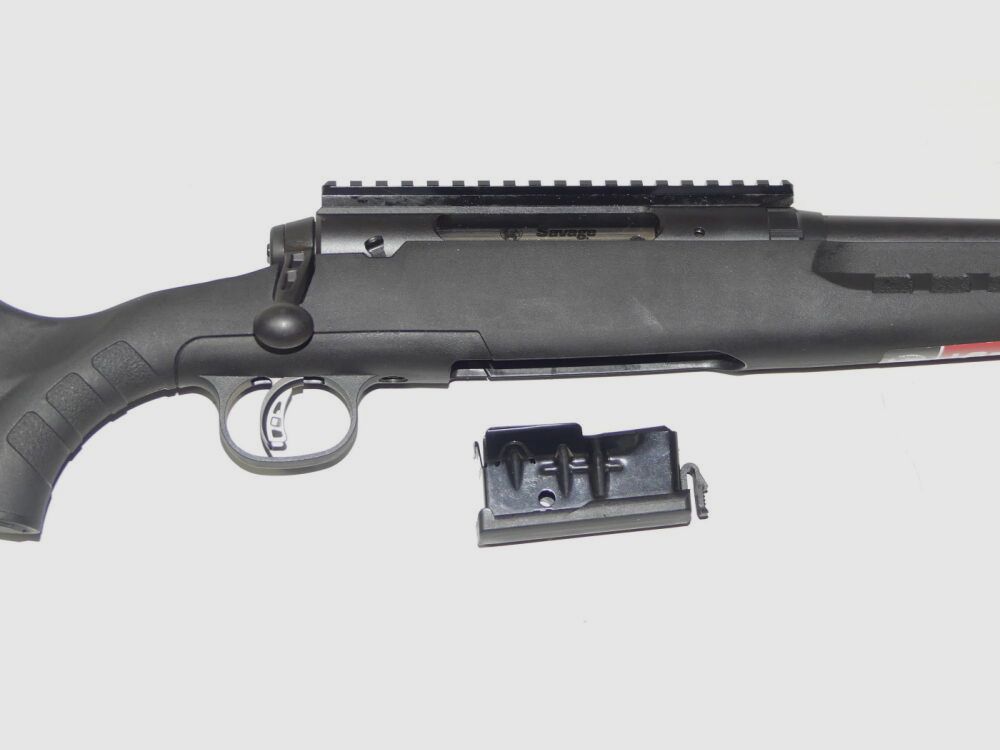 Savage Axis, Accutrigger + filetage de bouche et lunette Anschütz