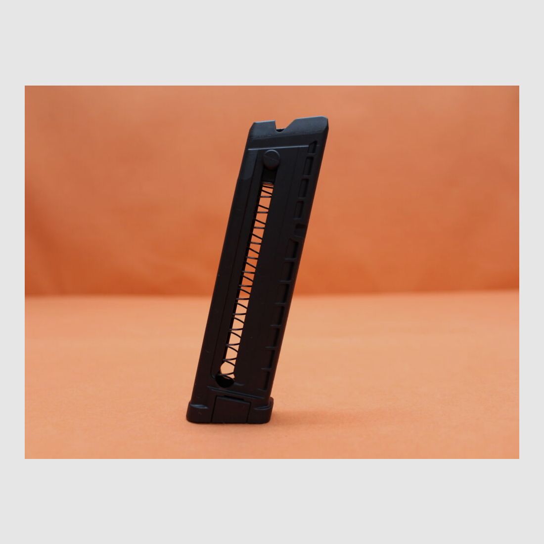 SIG Sauer SIG Sauer P322: Magazynek 20-strzałowy .22lr z polimeru