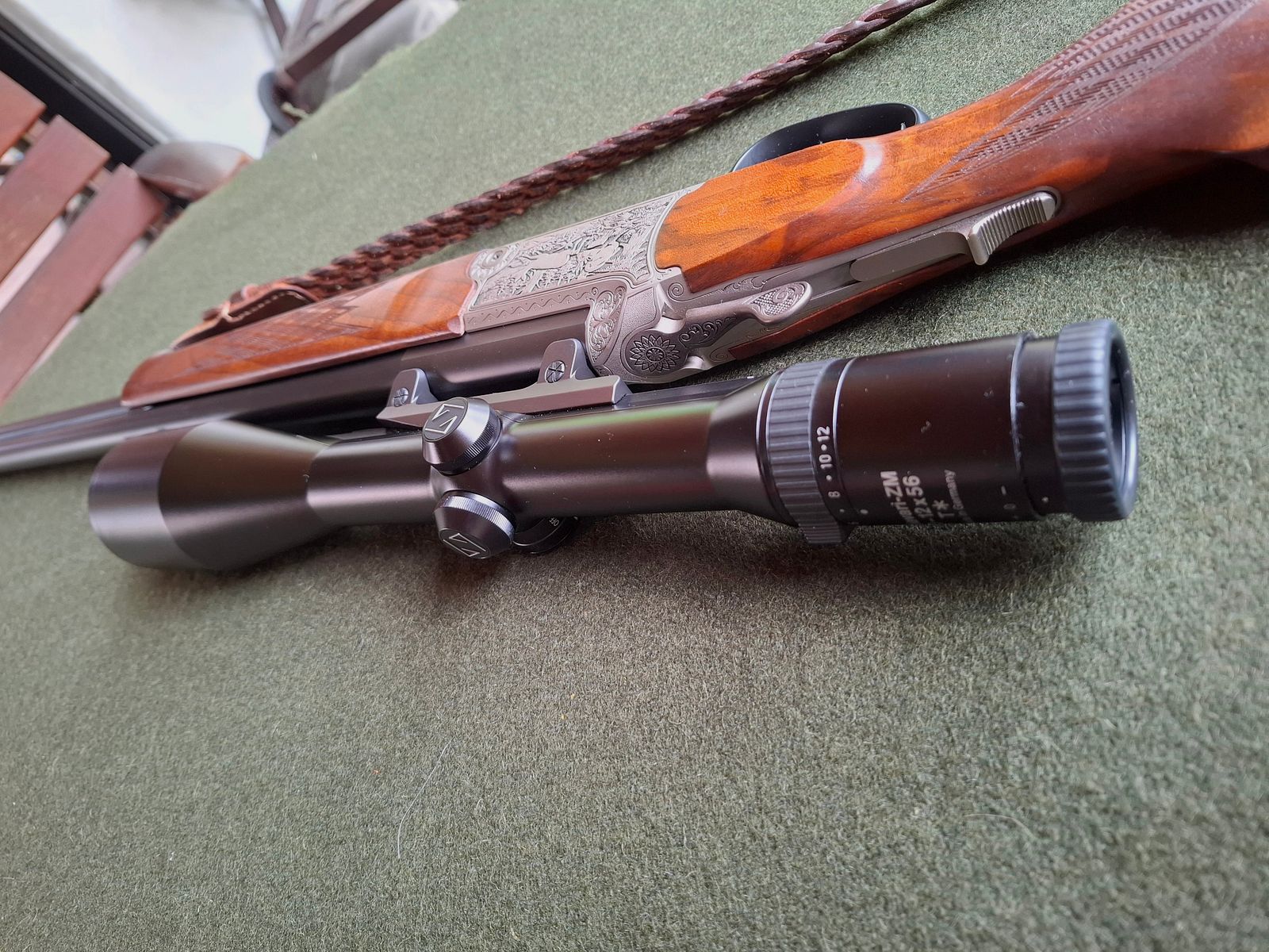 Bockbüchsflinte von Blaser mit Zielfernrohr