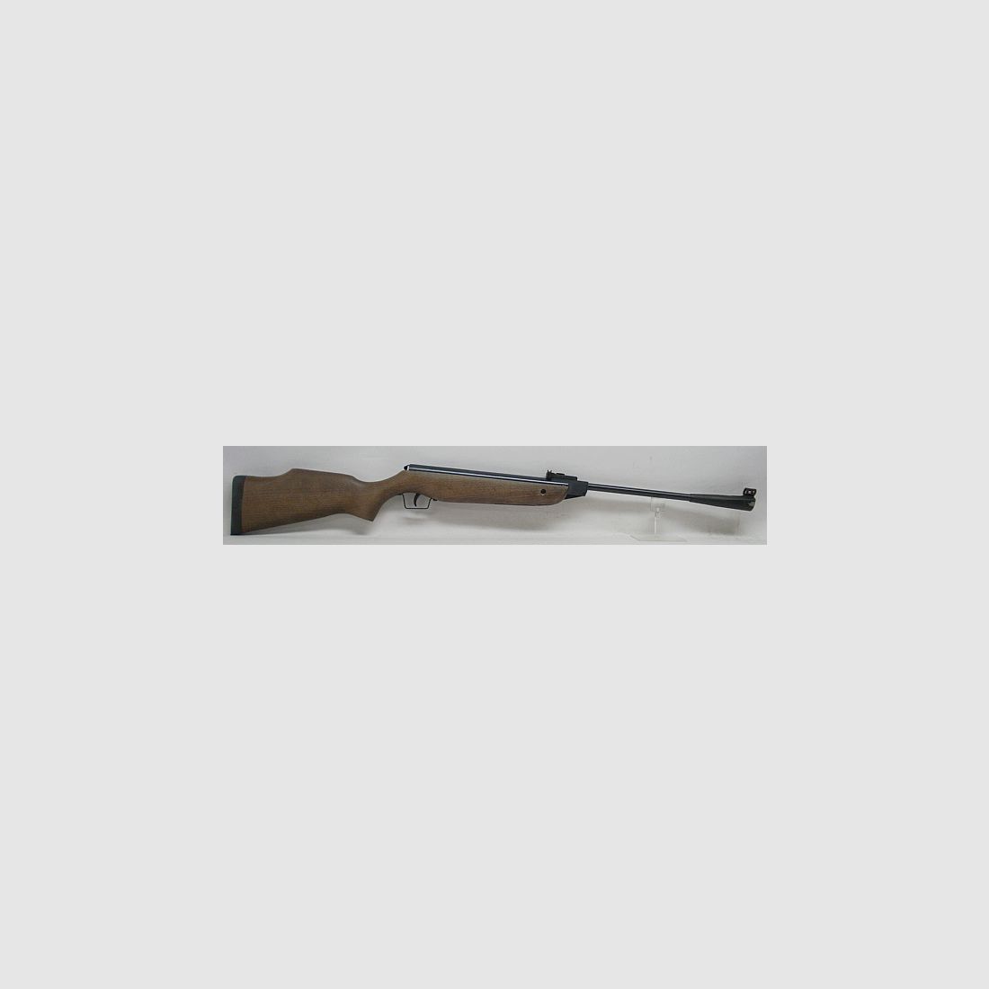 Modell 220 F Kal.4,50 mm - Buchenholzschaft mit Backe