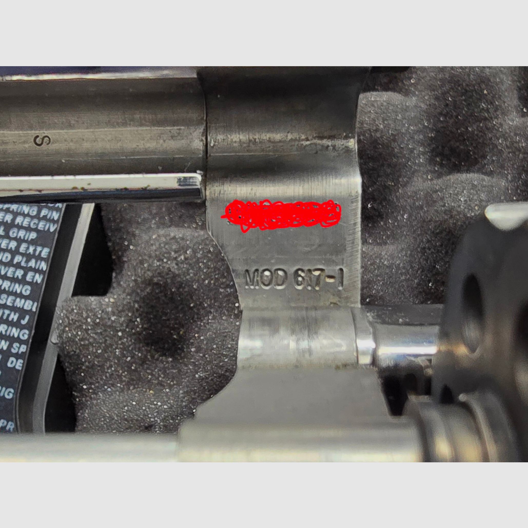 Smith und Wesson 6Zoll KK-Sportrevolver 617-1