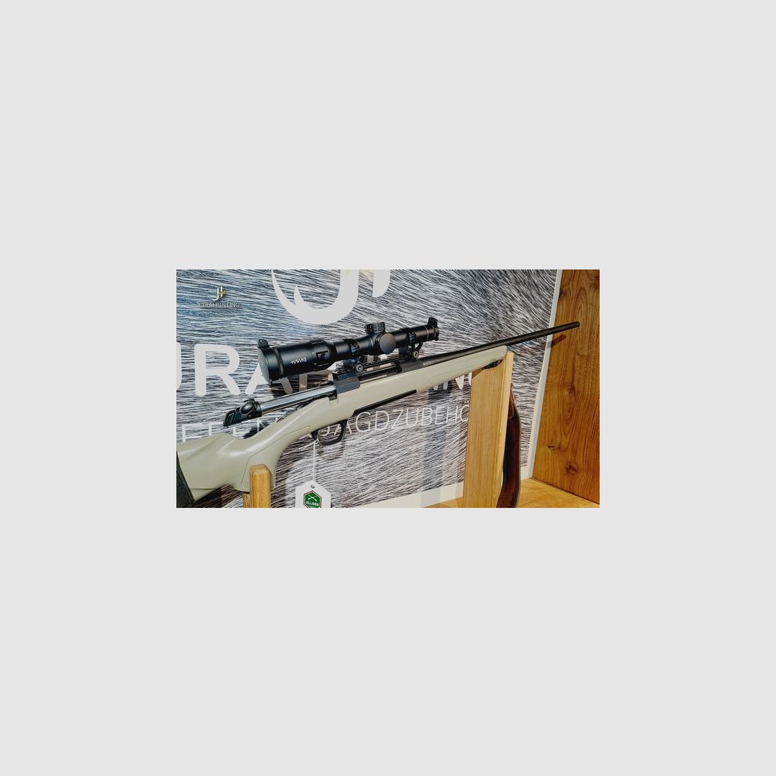 Browning X-Bolt .30-06Spring; Hawke 1-6x24