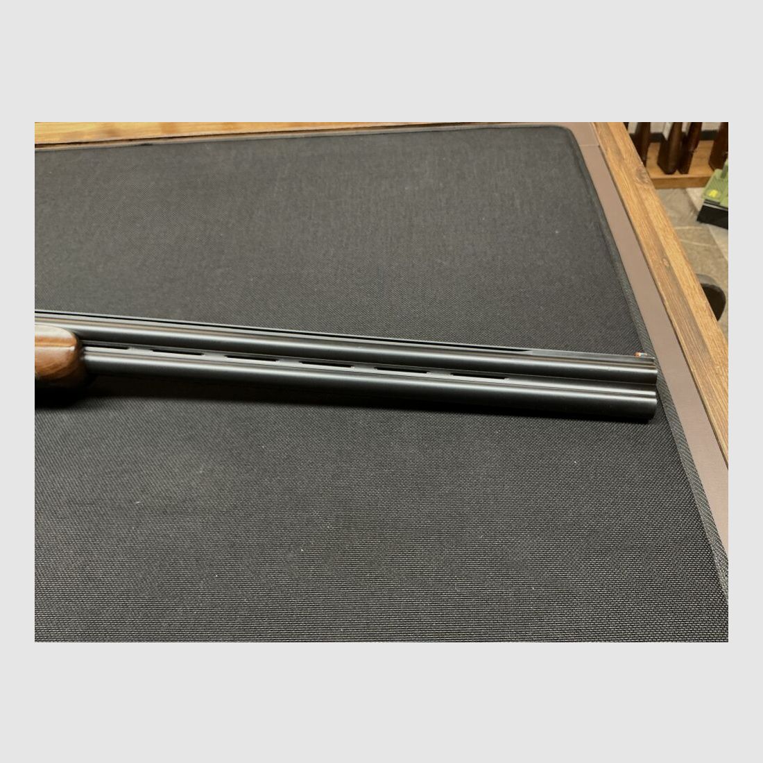 Beretta Beretta Over-and-Under Shotgun 12/70, image 4 of 9