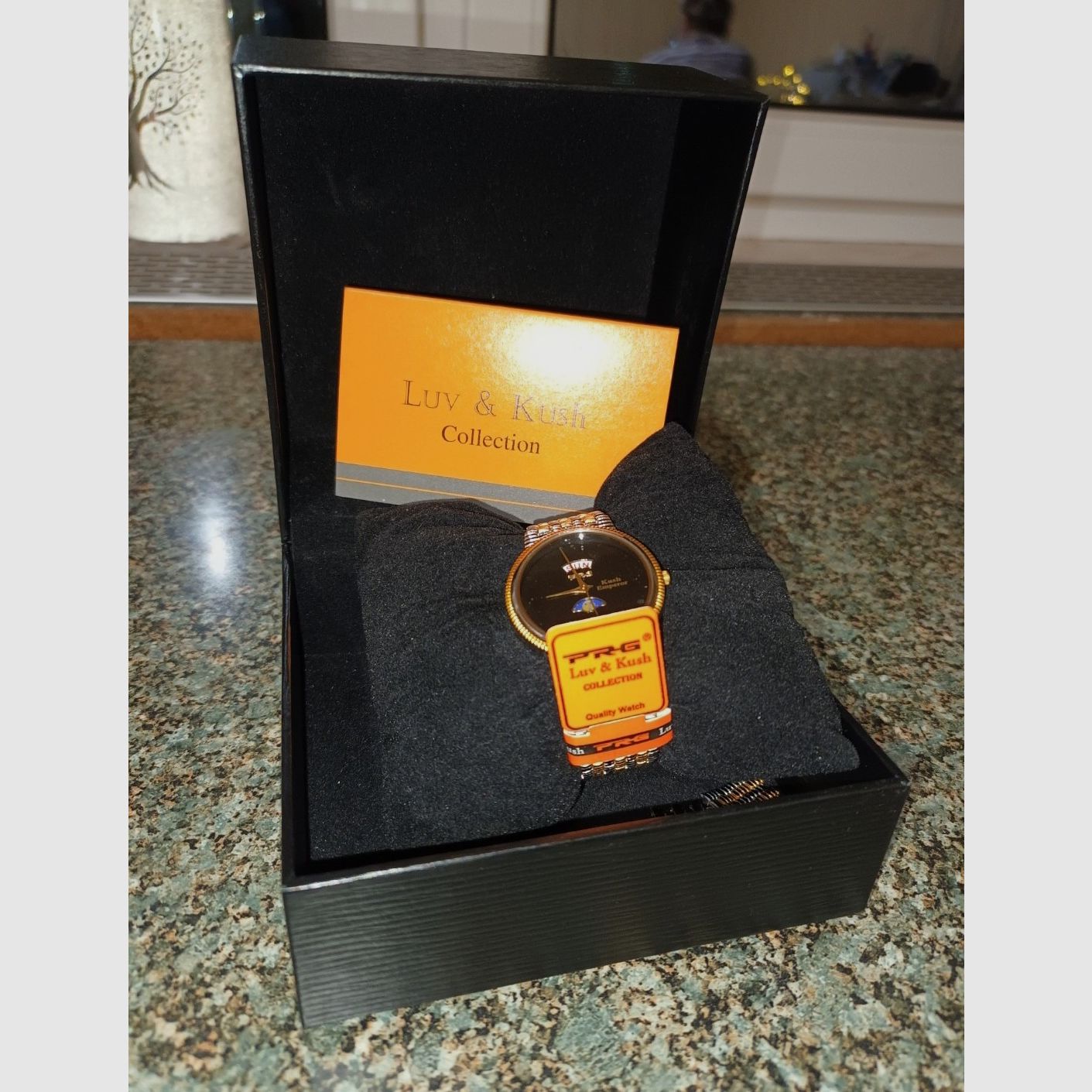 Wristwatch with 18 K gold, Swiss movement moon phase, date and weekday