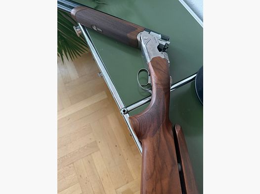 Beretta 694 Sporting AS, with accessories
