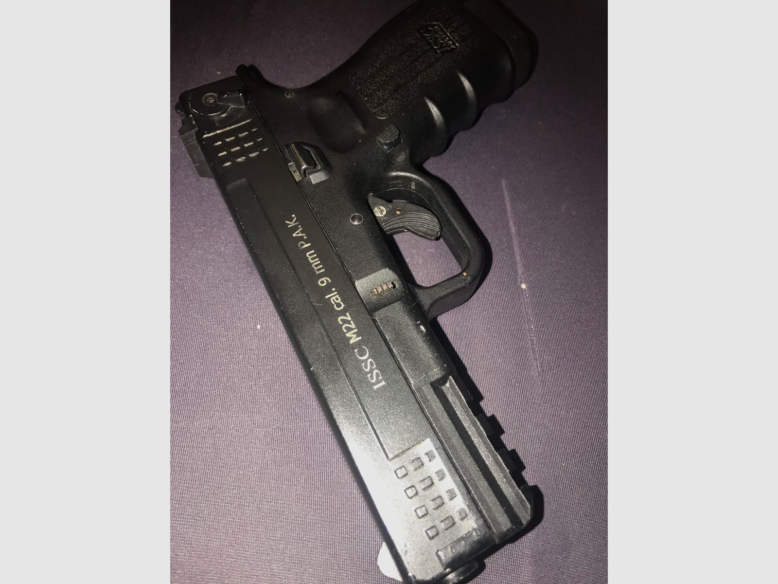 ISSC M22 Schreckschusspistole 9mm P.A.K – Fast neuwertig, top Zustand