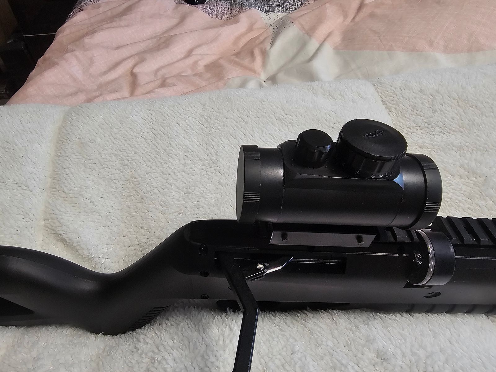 Pressluftgewehr mit Pumpe