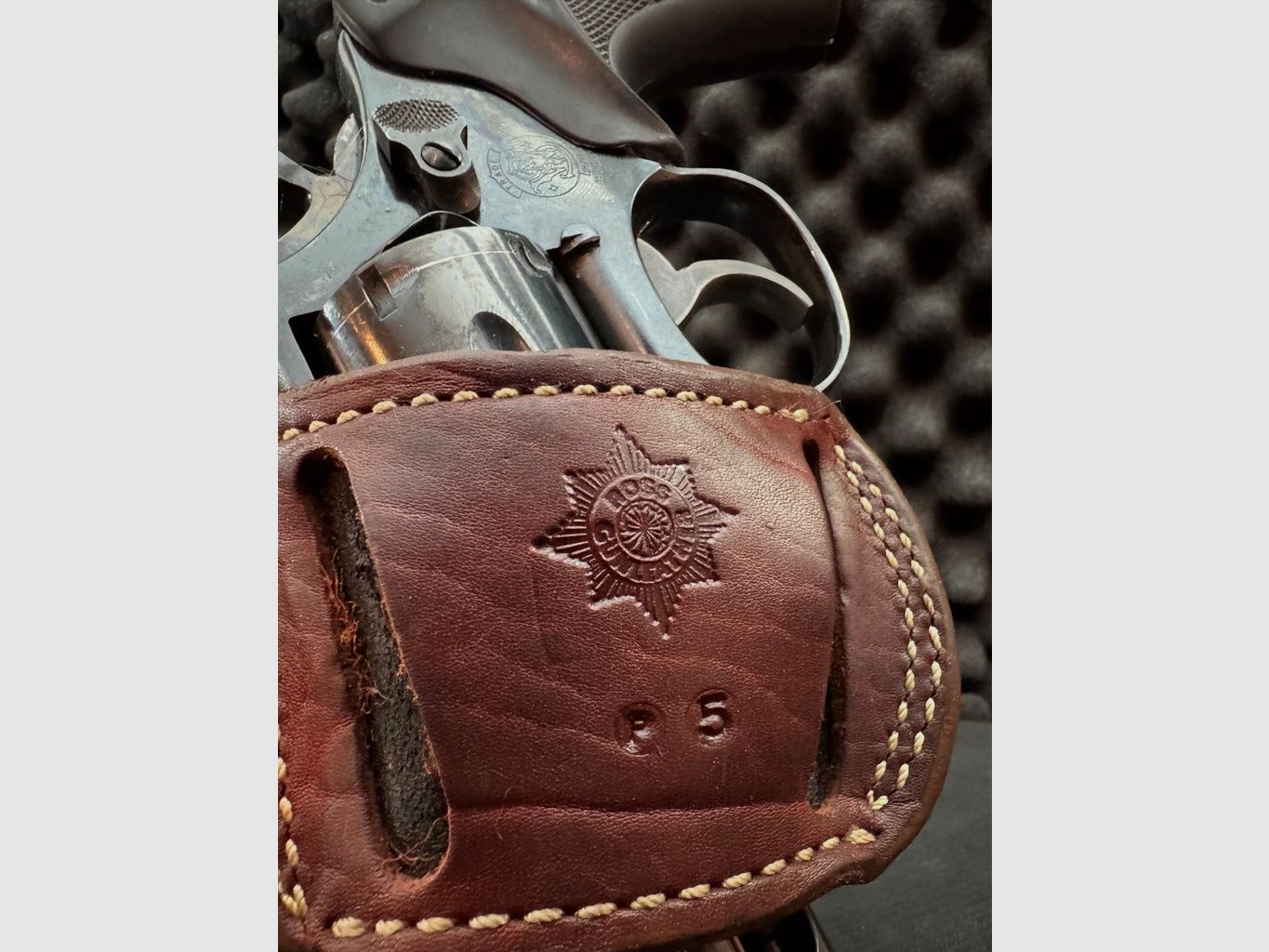 Schnllziehholster, Gürtelholster, Leder, Ross Gunleather, Wildleder, Revolver(?!), Markenholster
