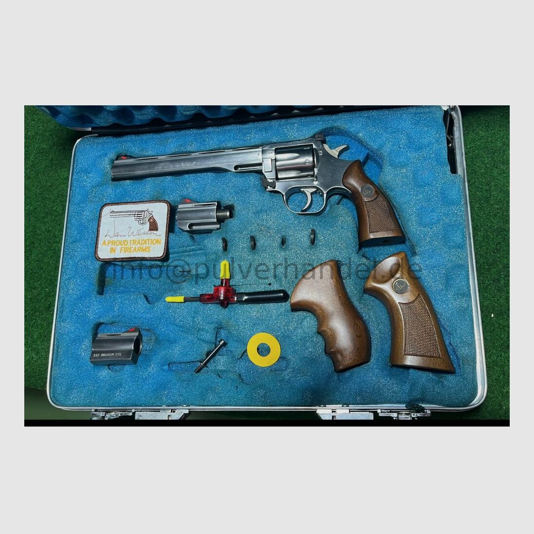 Dan Wesson 2,5" - 8" Revolver con canna intercambiabile RARO .357Mag nel set TOP, immagine 1 di 8
