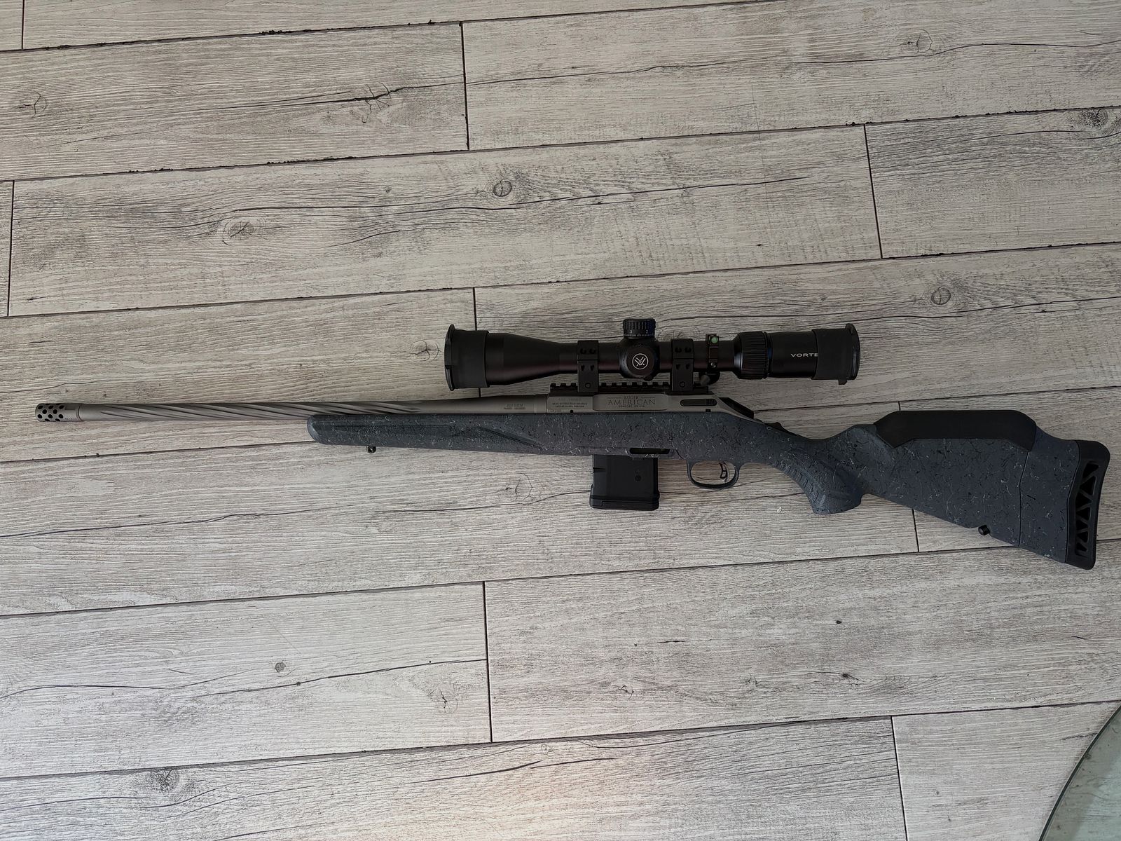 Ruger American Rifle Gen. 2 Standard en .223 Rem