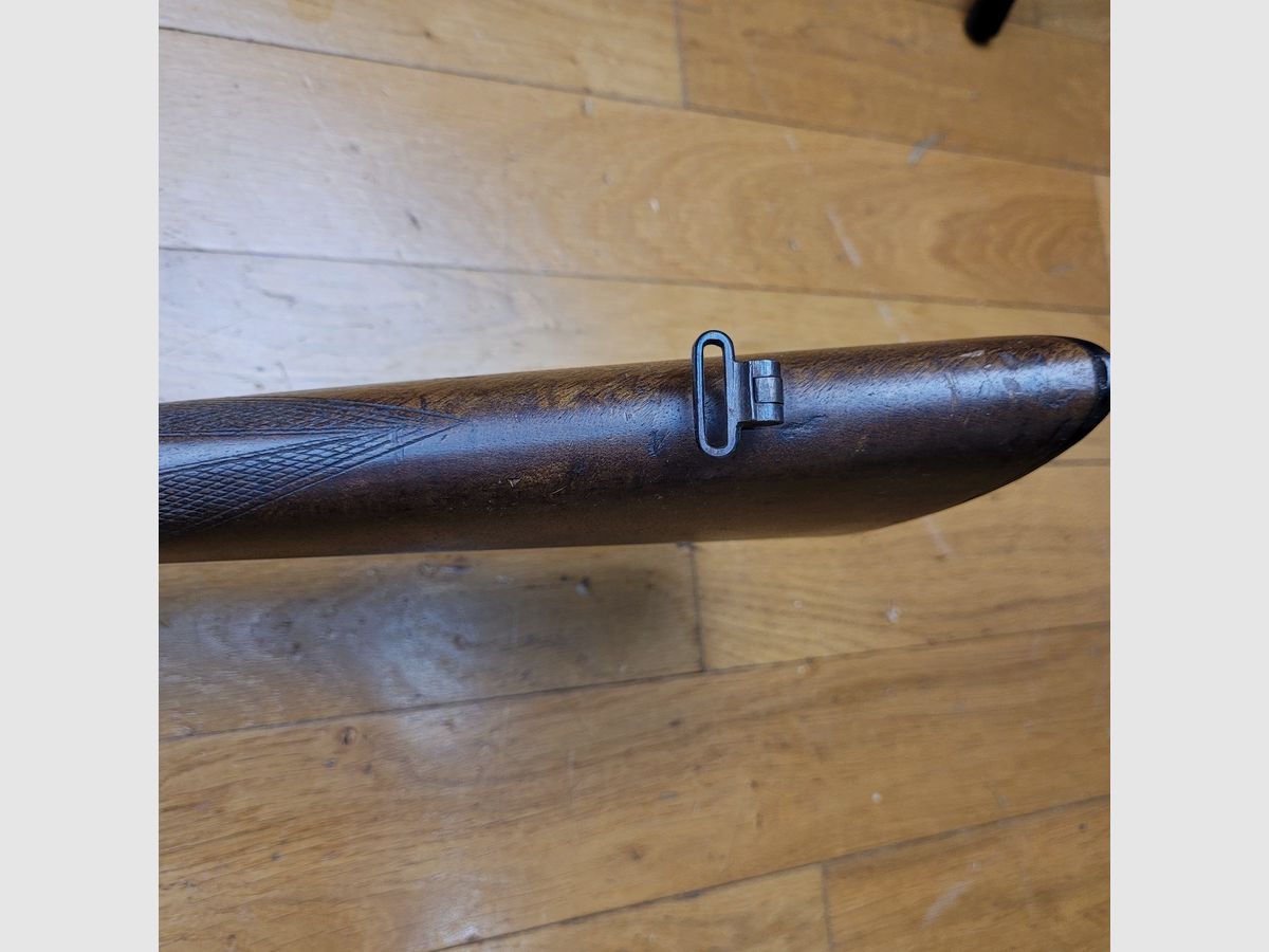 Schönes Seitengewehr – Kaliber 16/65 – sehr schöne handwerkliche Herstellung aus Saint-Étienne – Überlebender des Zweiten Weltkriegs – elegante Waffe im englischen Stil – schöne Hölzer und Riffelungen – Brünierung in sehr gutem Zustand – leichtes Gewehr und dennoch aus schönem Stahl – Sehr schönes Gewehr in TBE+, Bild 10 von 33
