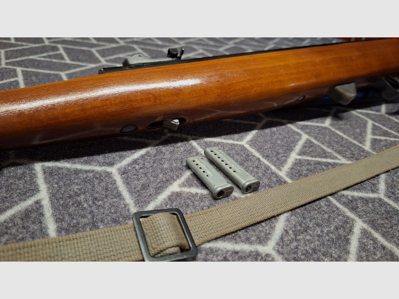 ¡Haenel Suhl 310 DDR-GST carabina de aire comprimido con 2 cargadores!