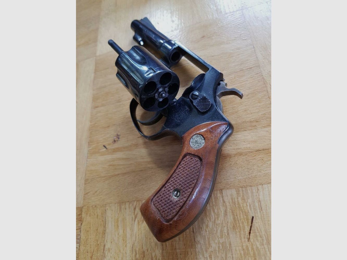 Smith & Wesson 36