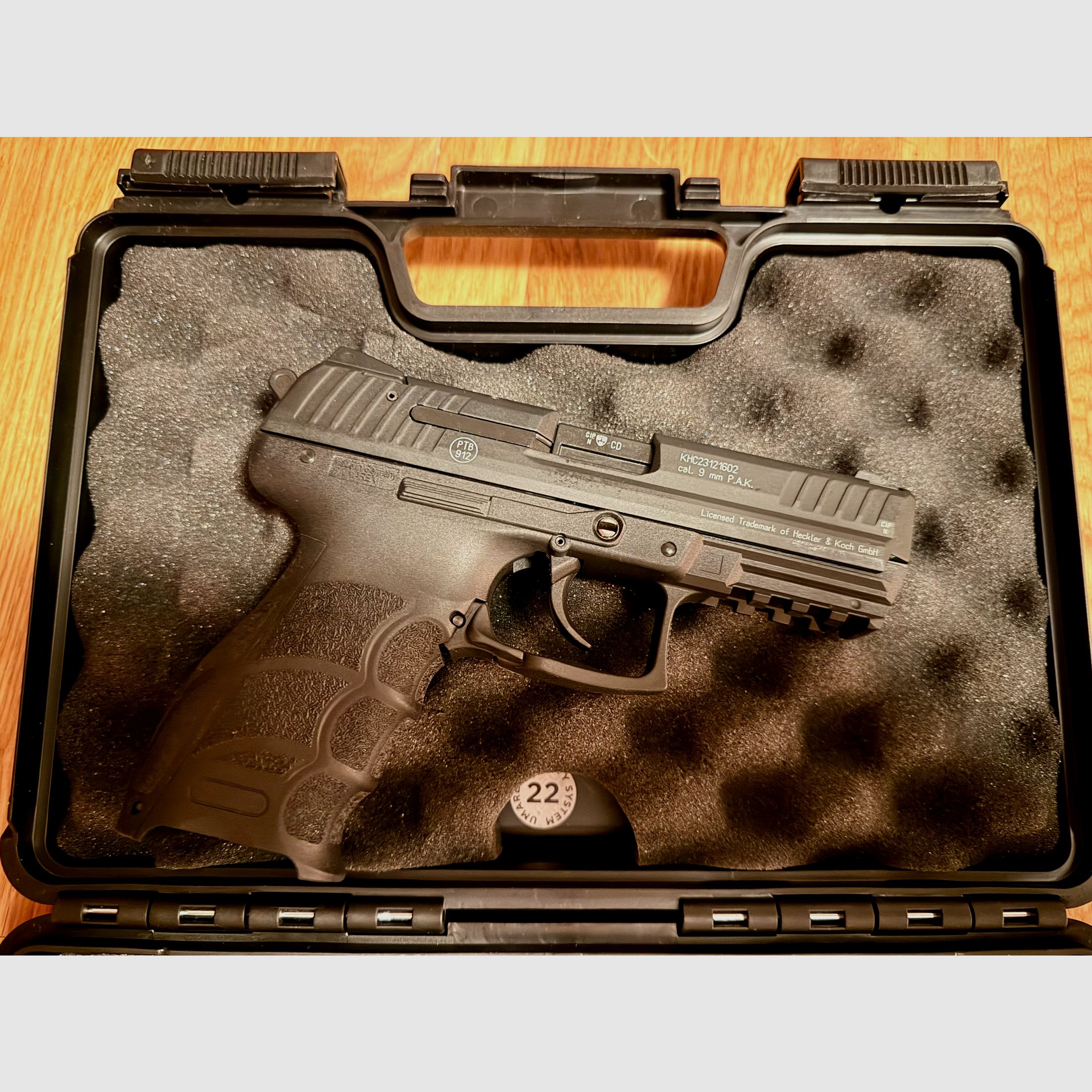 Umarex Heckler & Koch P30 blank firing pistol – caliber 9 mm P.A.K.