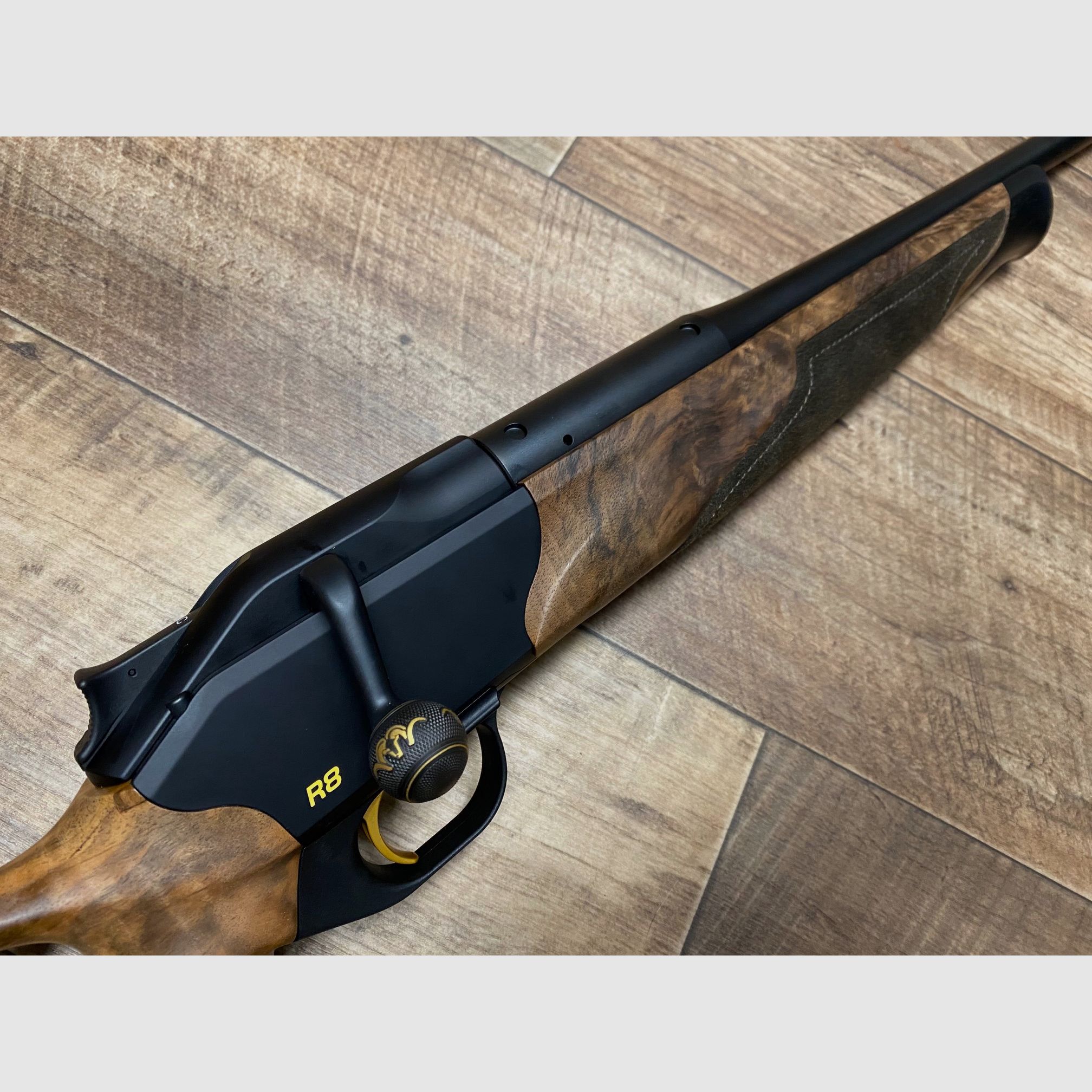 Blaser R8 Success HK 6 mat huilé version spéciale cuir de cerf .308win
