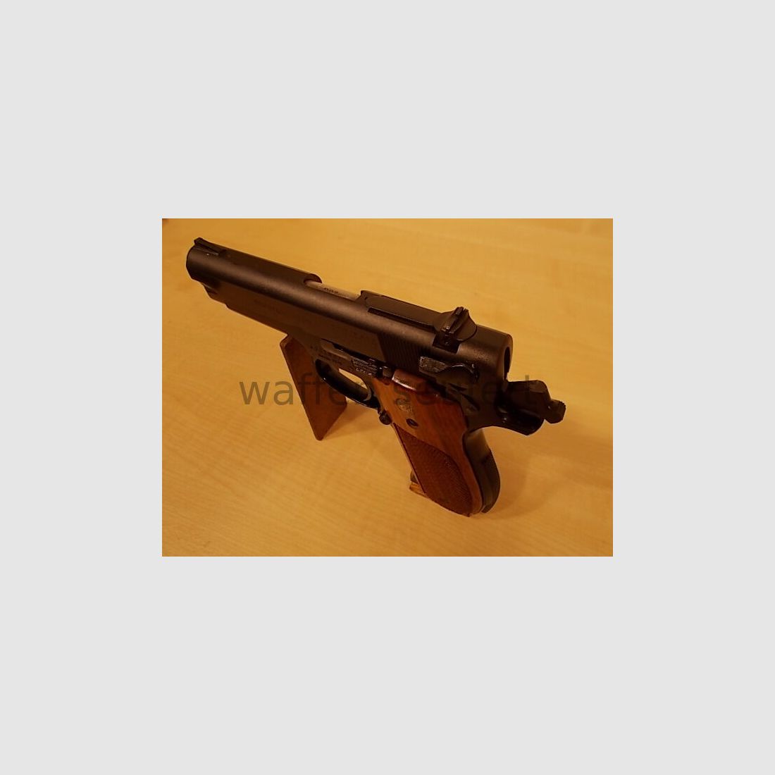 Smith & Wesson M39-2 Pistol