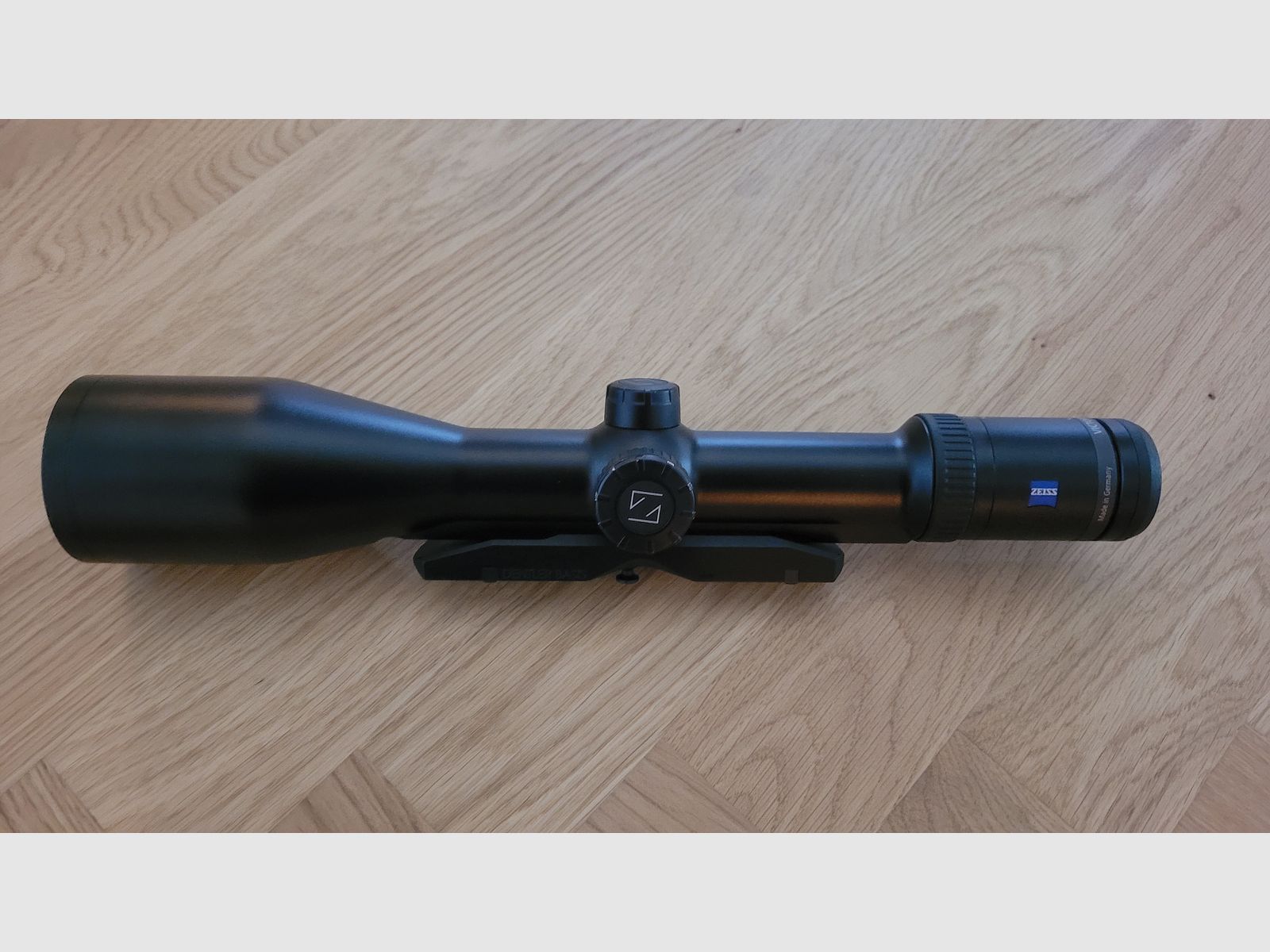 Zeiss Victory HT 3-12x56 M con guida e punto luminoso Ass. 60