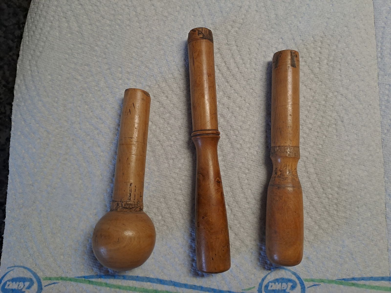 Caricatori di munizioni antiche e accessori