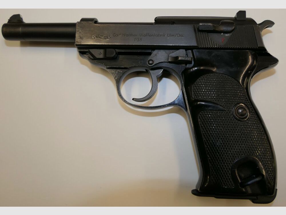 Waffenfabrik Walther Ulm Donau Pistole Walther P38 im Kaliber 9mm Para Inkl. Zubehör