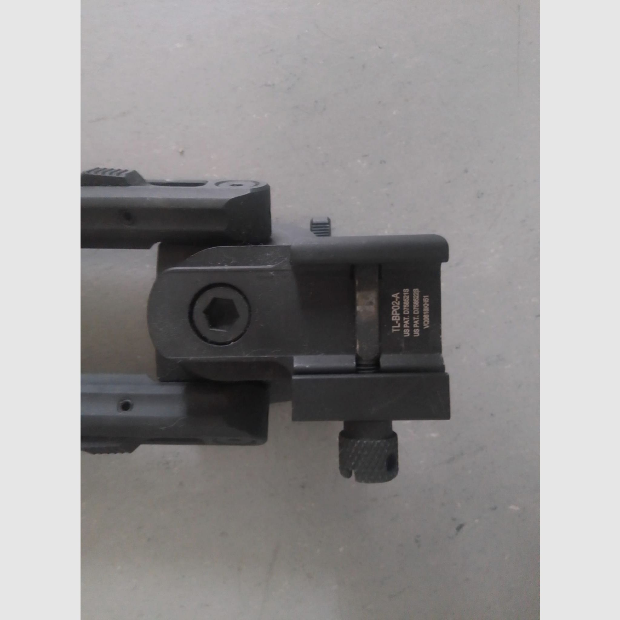 UTG Recon 360 TL Faltbares Zweibein