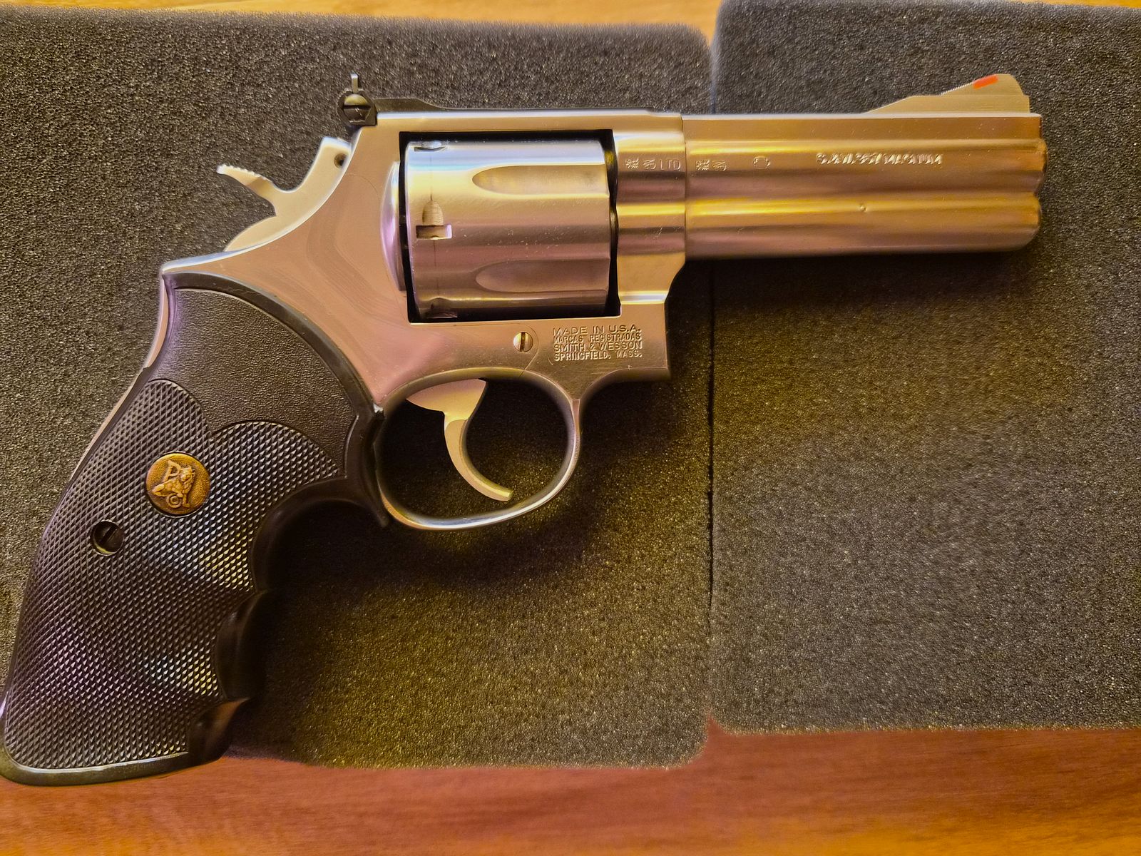 Smith & Wessen 357 Magnum mało strzałów