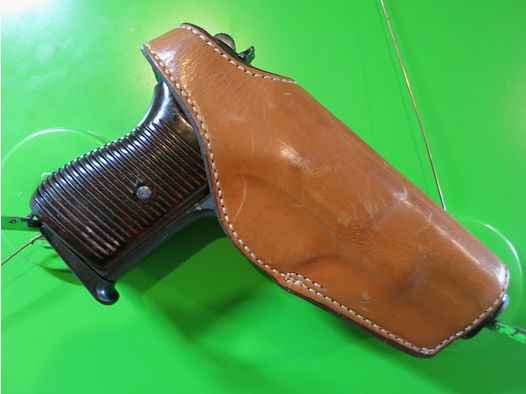 Lederen riemholster Bianchi Nr.119 TZ-75. CZ-75, metalen riemclip