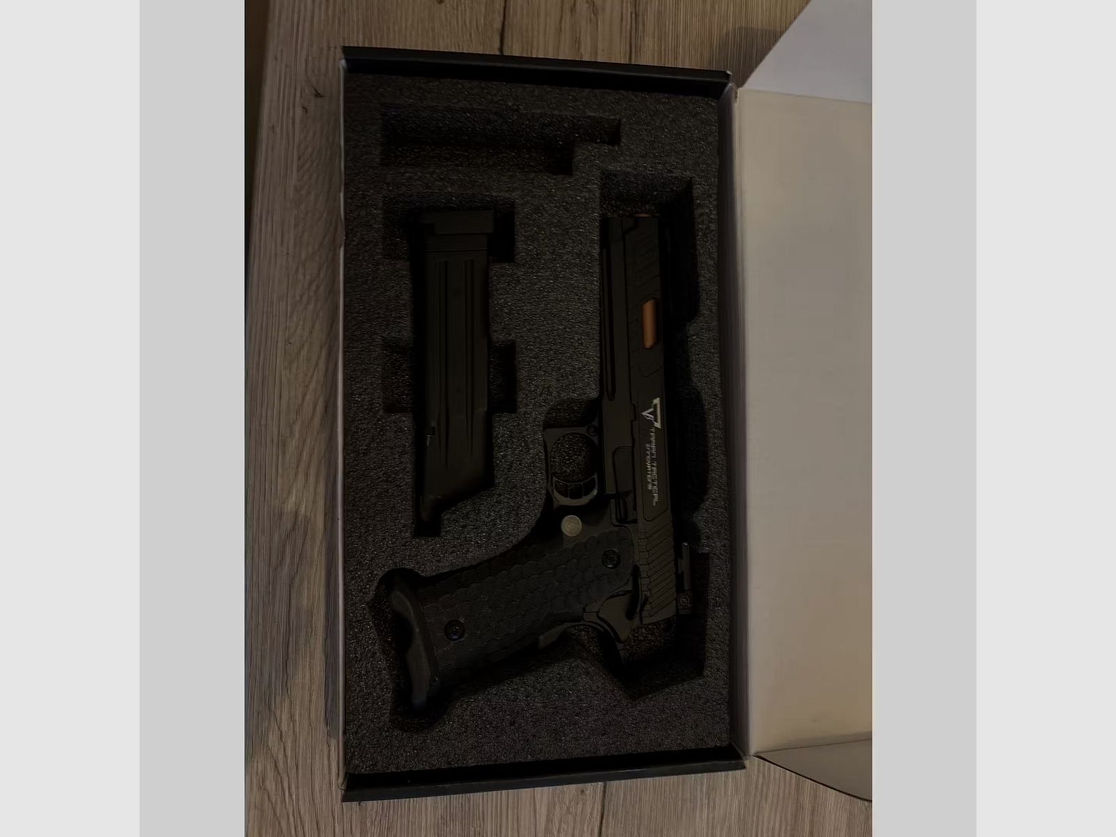 Combat Master R601