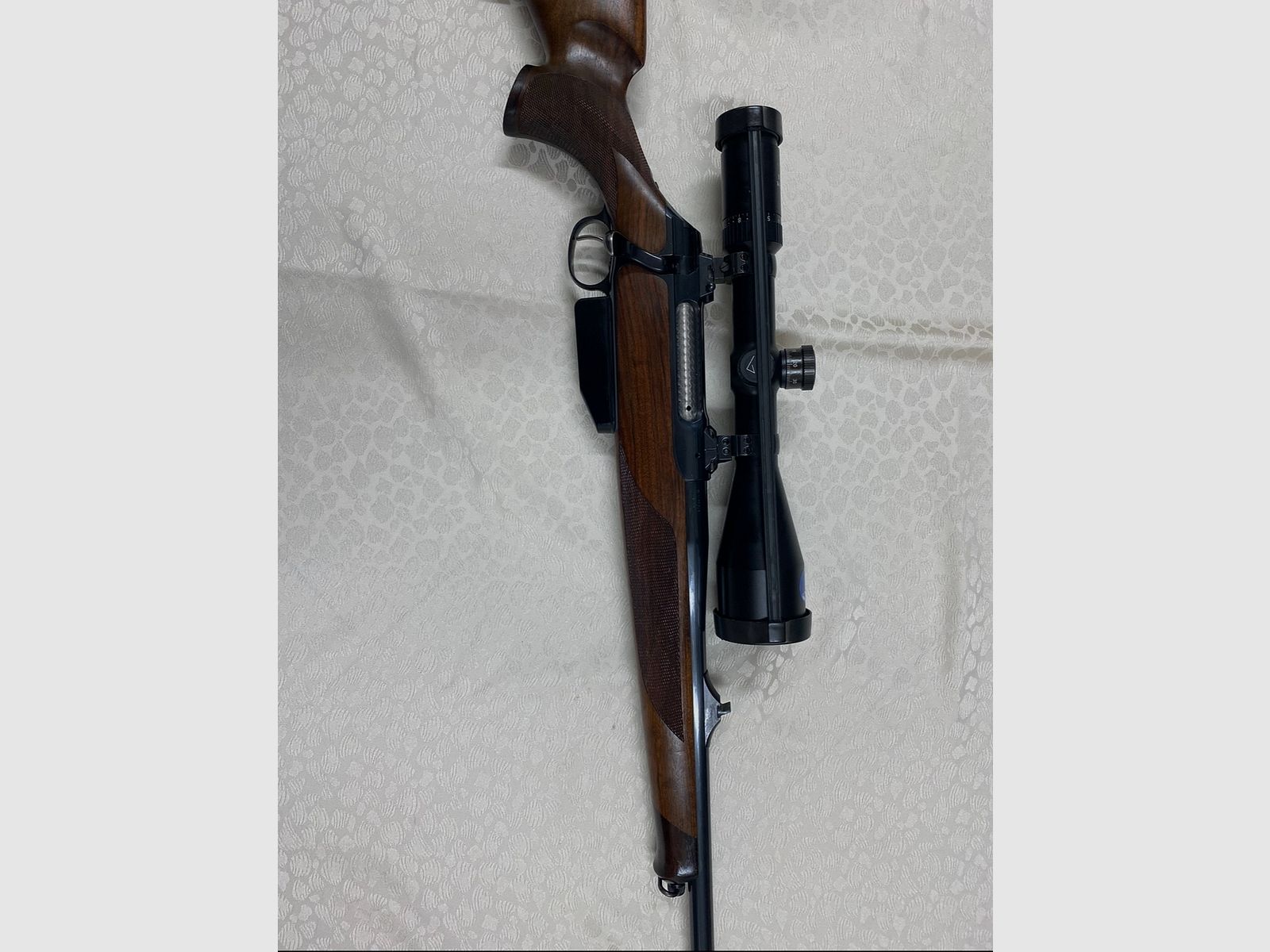 Sauer 202 8x68S mit Zeiss Victory Variopoint 3-12x56T mit Balistikturm